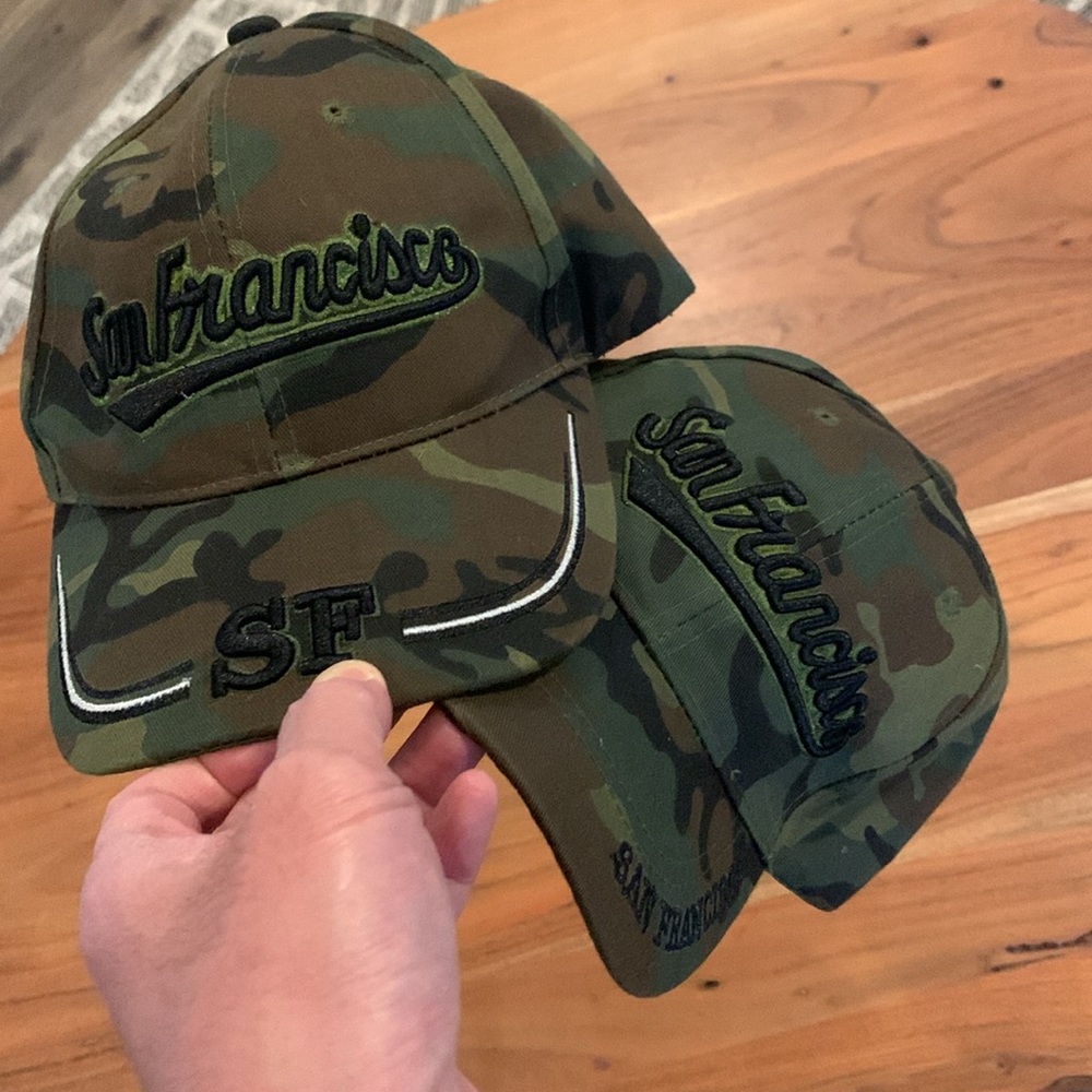 🌠 2 Camouflage San Francisco Baseball Caps